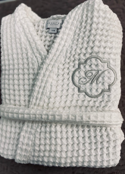 Diapolis Bridesmaid Robes, 100% Cotton, Waffle with Applique Robe | Bridal Party Robes | Bridesmaid Gifts | Sewn in Hanger Loop | Kimono Robe