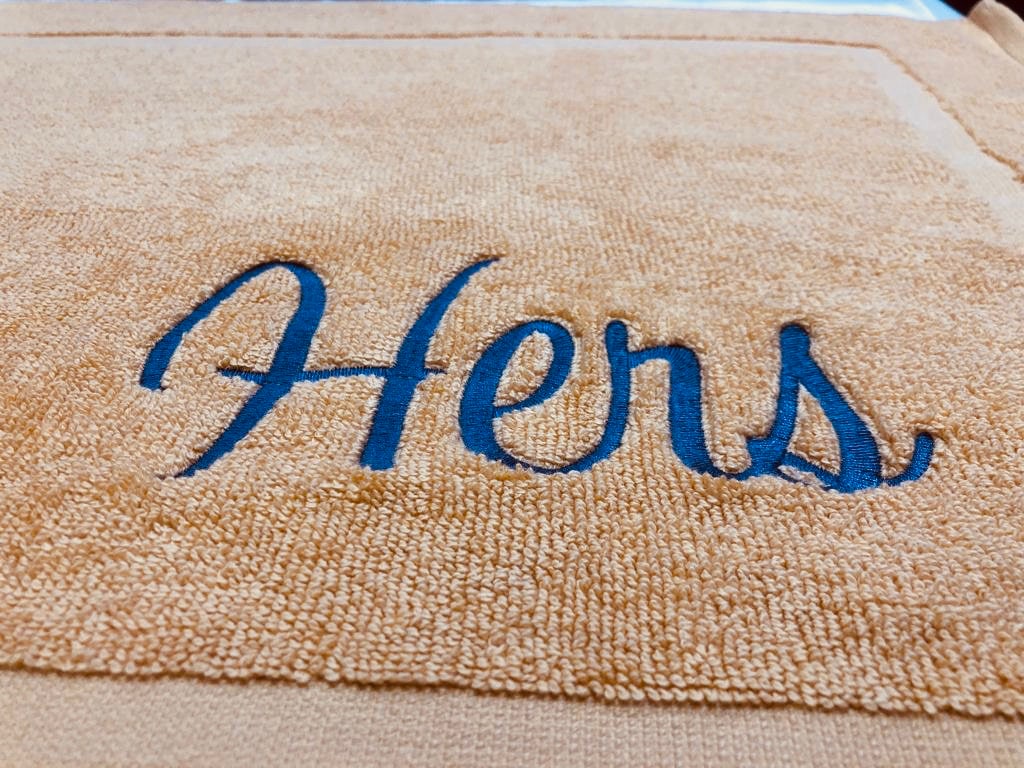 Personalized Bath Mat, Ultra Soft and Absorbent, Birthday, Wedding, Anniversary, Graduation Gifts, Machine Washable, 20"x34", 625 GSM