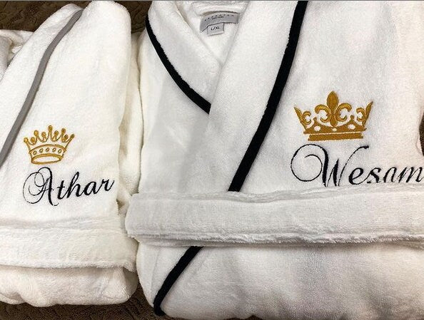 Personalized Seersucker Robe for Couples, 100% Polyester Yarn Dyed with Fleece Lining | Monogrammed Wedding, Birthday Gift, Luxury SPA Robe